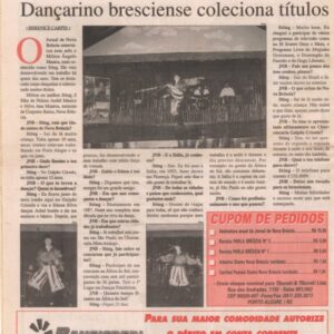 De la prensa a Ti Recorte de periódico de 1997 en portugués sobre el artista de boleadoras Milton Manica en Porto Alegre.